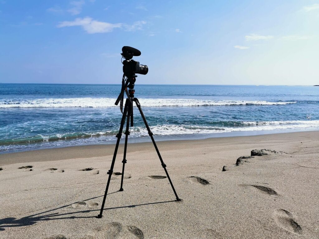 tripod with aluminum legs is not good for a beach shoot